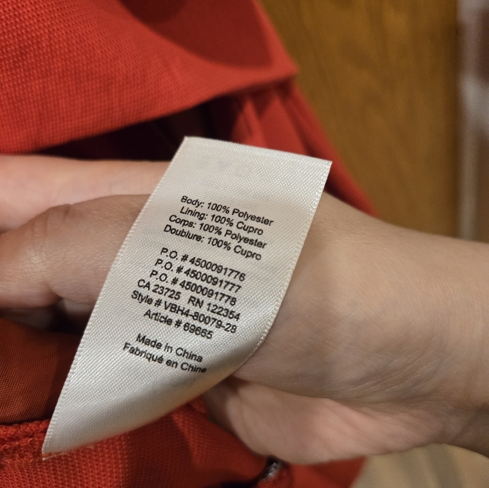 Aritzia Wilfred écoulement Romper in Goji Berry Red Size 8 Like New - Picture 10 of 10
